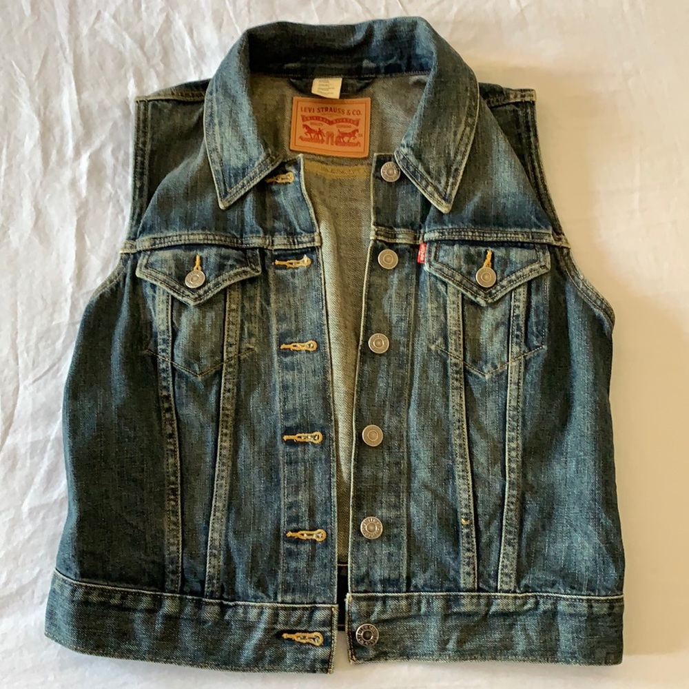 Women’s LEVI’S Denim Vest Size Small